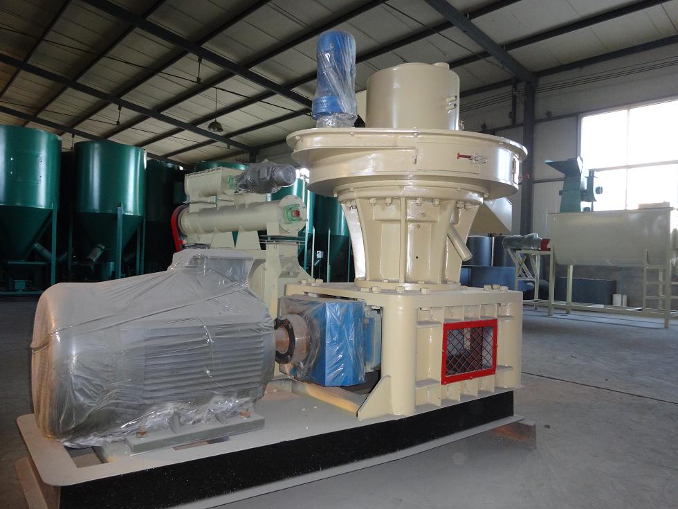 秸稈壓塊顆粒燃料的特點(diǎn) 秸稈壓塊顆粒燃料的特點(diǎn)