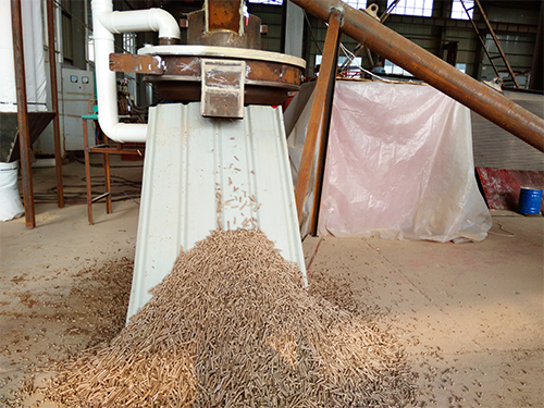 夏季稻殼顆粒機生產線在加工過程中需要注意哪些? 夏季稻殼顆粒機生產線在加工過程中需要注意哪些?