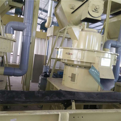 關于鋸末顆粒機,以下四點要注意 關于鋸末顆粒機,以下四點要注意